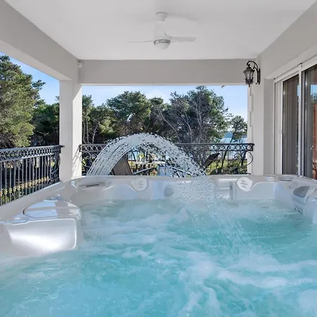 Carolus Dalmatia Vila Vodice